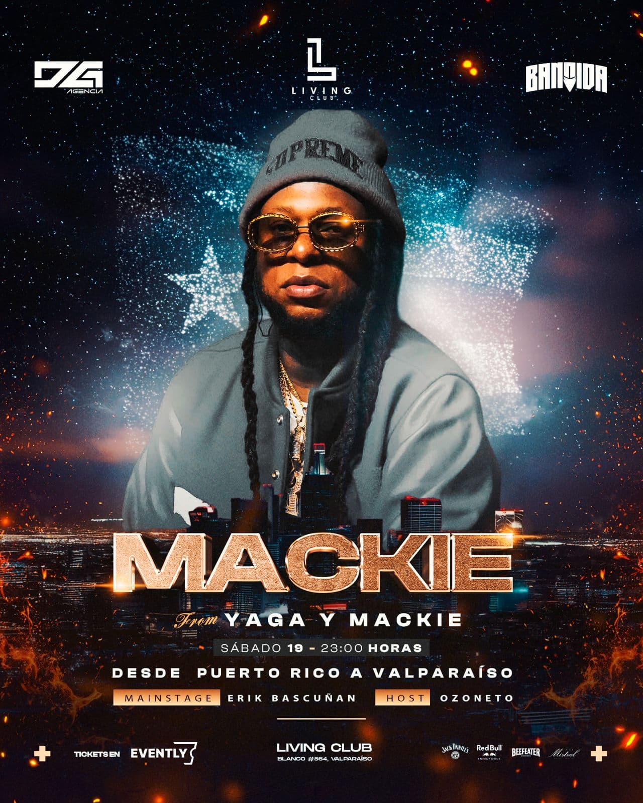 MACKIE EN VIVO EN LIVING CLUB - SÁBADO 19 DE JULIO image}
